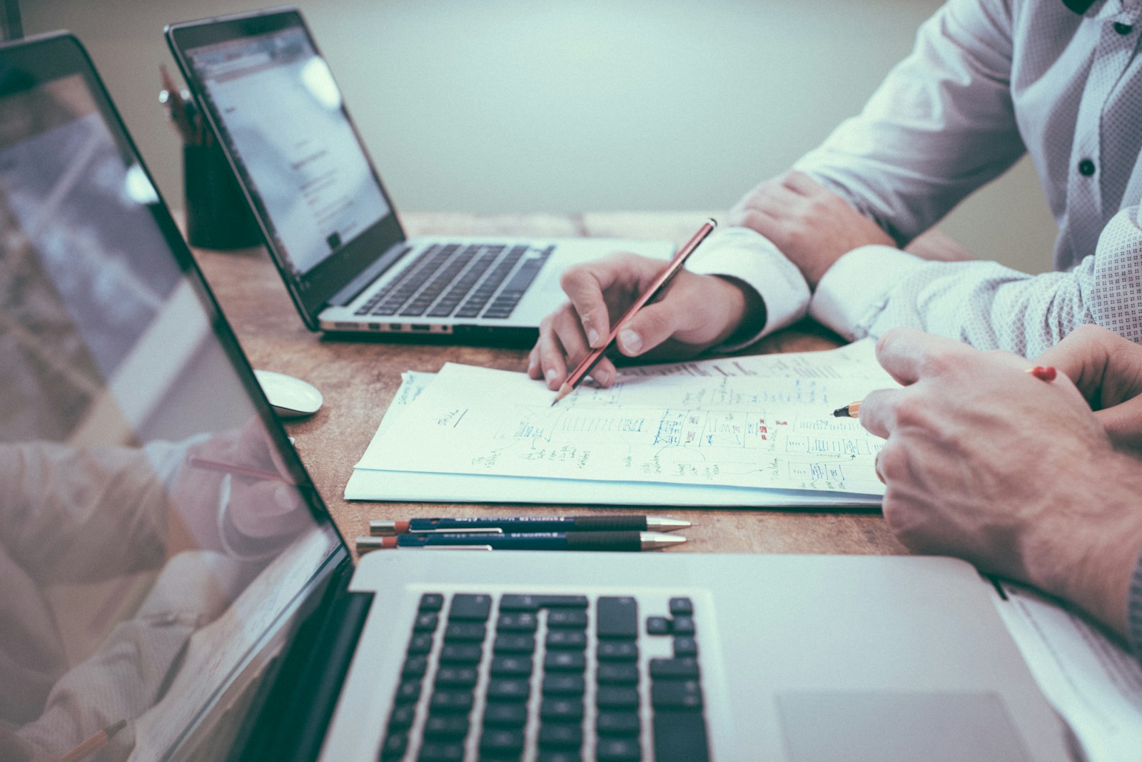 Professionelle KI-Compliance-Beratung und AI-Act-Umsetzung für Unternehmen im Mittelstand
